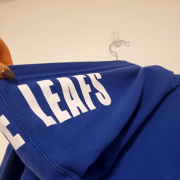 NHL Maple Leafs Hoodie - Picture 7 of 8